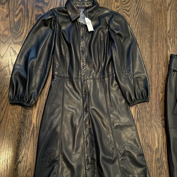 Capsule of vegan leather, silk and cotton. All new with tags!!! - Picture 2 of 13